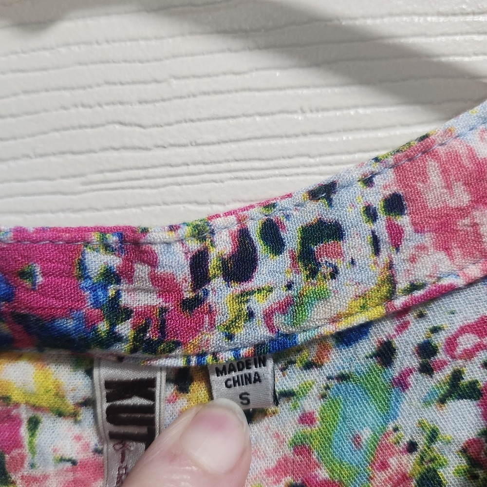 Kut From The Kloth Blouse S Colorful Abstract Floral Rayon Button Front Top - Picture 10 of 16